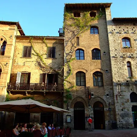 Hotel La Cisterna-2