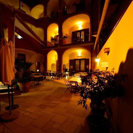 Manouche Bistrot B&B-2