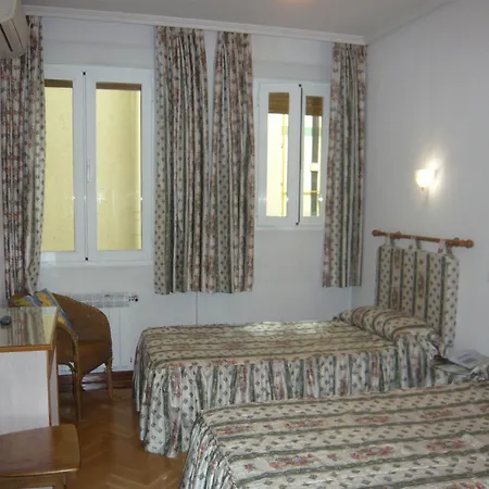 Hostal Triana-2