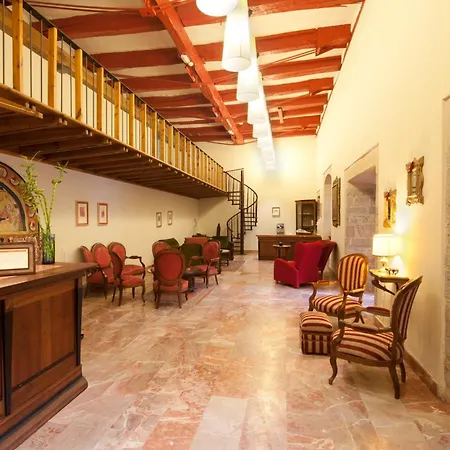 Hotel Real Colegiata San Isidoro-3