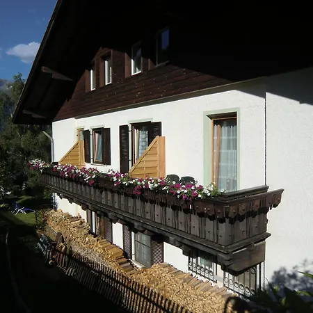 Alpenblick Bed & Breakfast-2