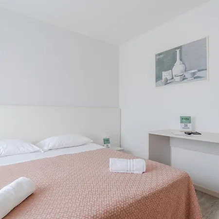 HOTIDAY Hotel Milano Marittima-3