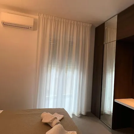 Hotel Lux B&B Mima-3