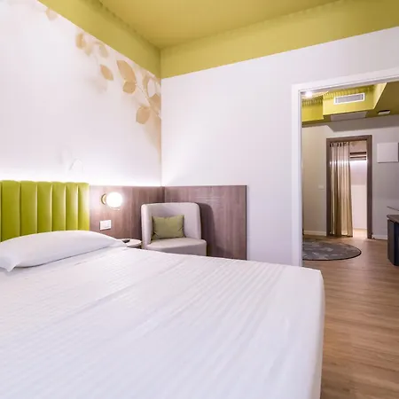 Hotel Regina Elena 57&Oro Bianco SPA-2