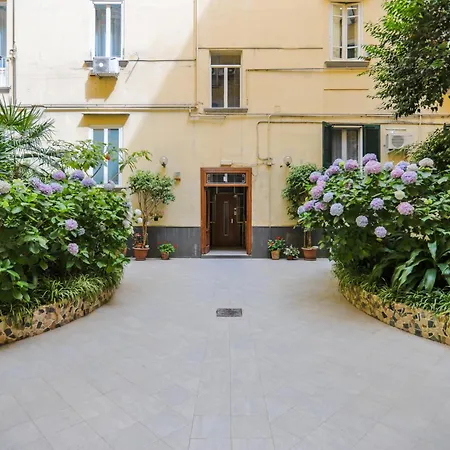 Conte Relais Suite-3