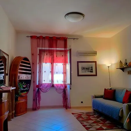 PM 12 Via Achille Grandi Guest House-3
