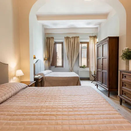 Apartments Florence - Ariento Giuditta 2 bdr-2
