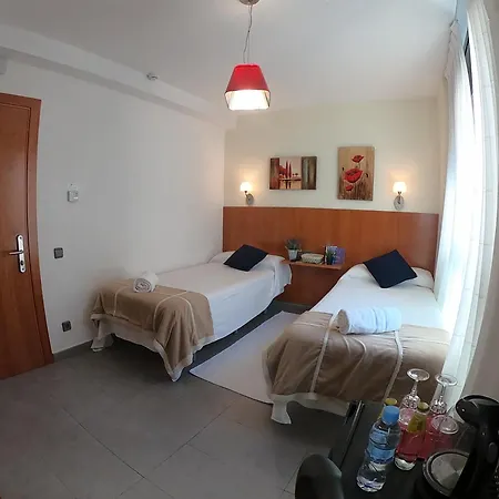 Sitges Rooms By Sitges Apartment Parking Free 1000 M-2