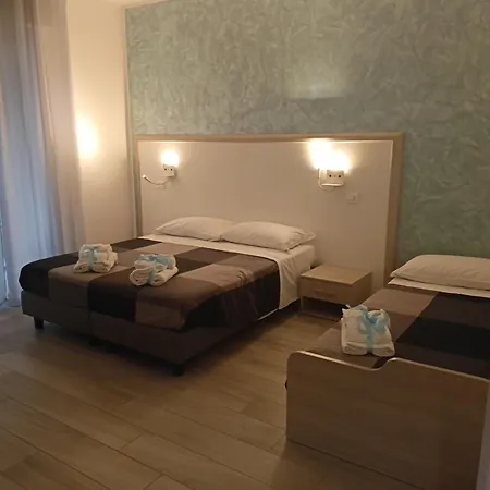 La Dea Rooms-3