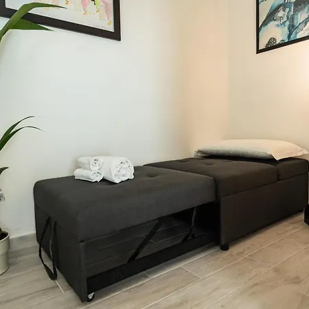 Felix Rooms-2