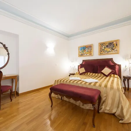 Pantheon Suites In Rome-2