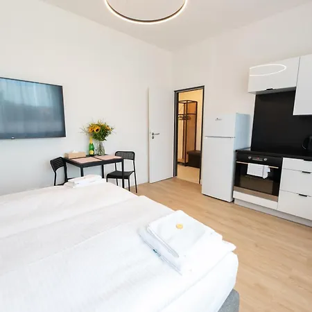 Post 120 Suites-2