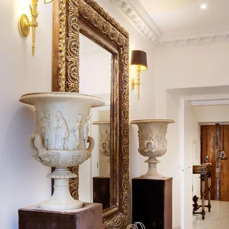 Daphne Trevi Suites-2