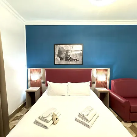 The Five Oscars Inn-2