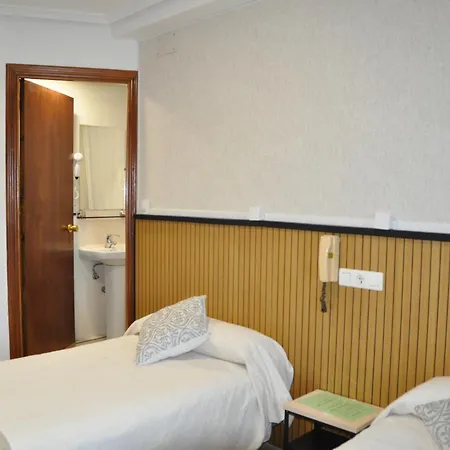 Hostal Ramón y Cajal-3