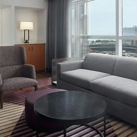 Delta Hotels By Marriott Toronto-2