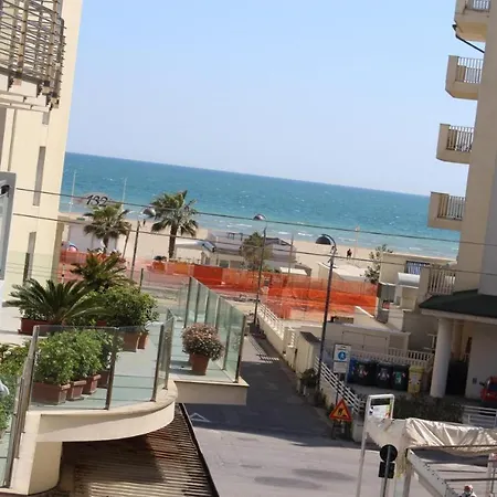 Colivingone-Mora-2