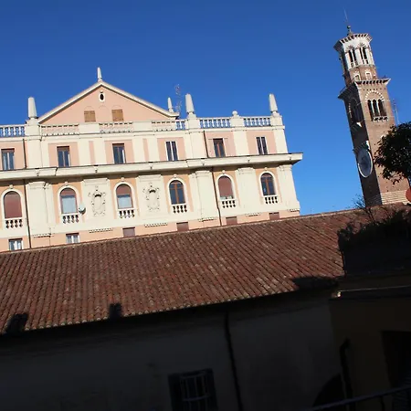 Residenza Della Samaritana-2