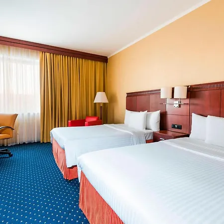 Courtyard By Marriott Prague City-3