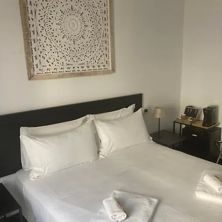 Brignole Rooms-3