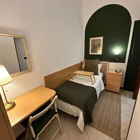 Hotel La Riviera-3