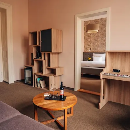 Boutique Hotel Klarov-2