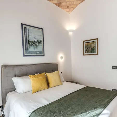 Rose Inn Guest House-3