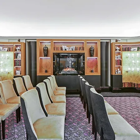Maison Astor Paris, Curio Collection By Hilton-2