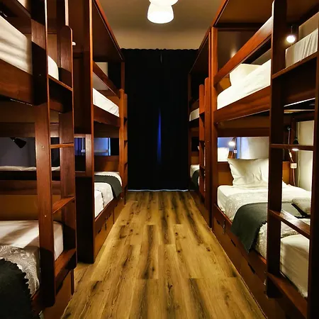 Ey Lisbon Guesthouse-2