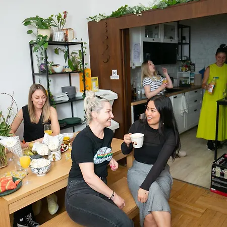 Women'S Only Hostel - Female Only-2