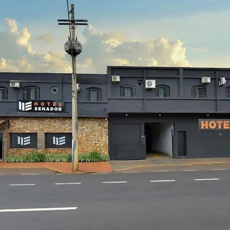 Hotel Senador-2