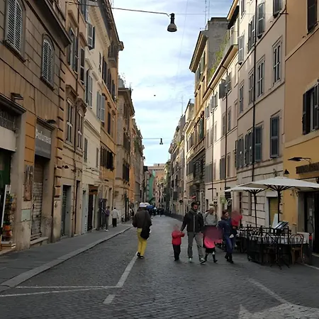 Urban Guesthouse Monti-3