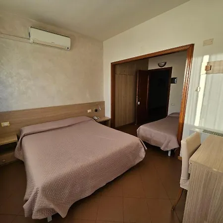Albergo Nyers-3