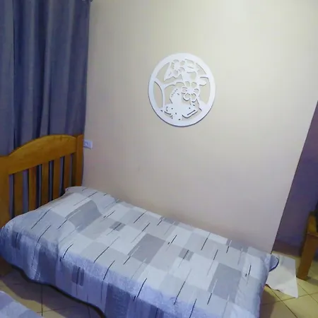 Hostel ElianeMS Quartos Privativos com Banheiro-3