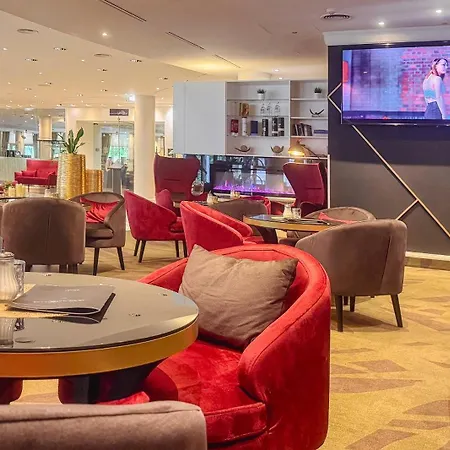 Plaza Premium Wien-3