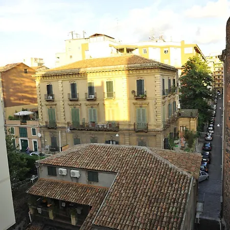 Etnea 454 Catania Luxury Rooms-3