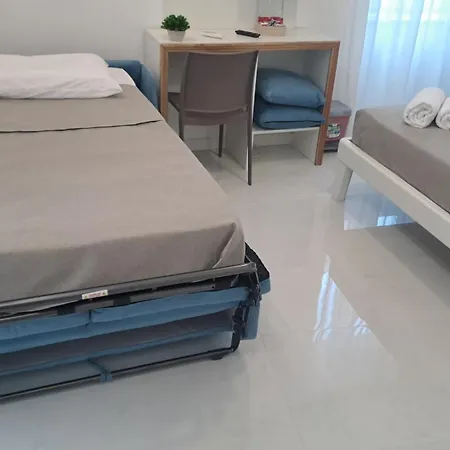 Diamond Rooms Tropea-3