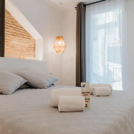 Hulot B&B Valencia-3