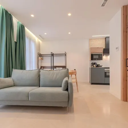 Apartamentos La Basílica by BeAlicante-3