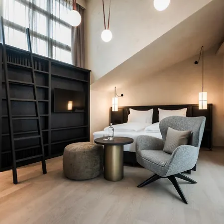 Eisenhut Boutique Hotel-2