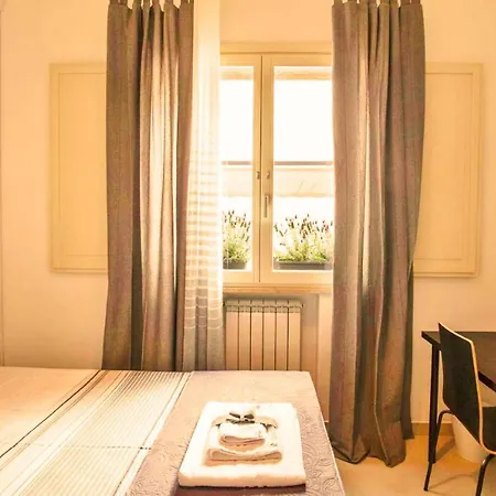Last Minute Rooms Lecce-3