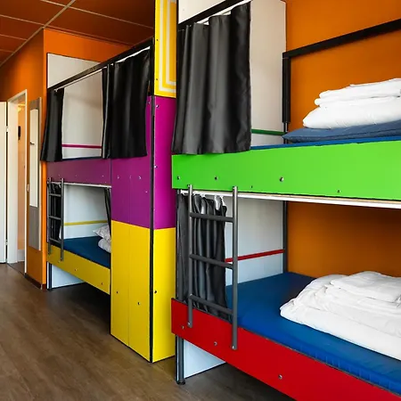 Amsterdam Teleport Hotel - Free Parking-3