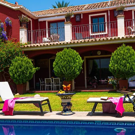 Villa Nabrisa Marbella, 5 Bedroom, Private Pool, Garden, Bbq-2