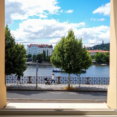 Rašínovo nábřeží - Riverside Residence-2