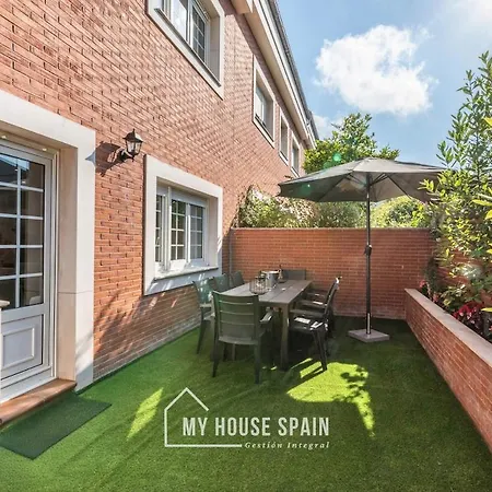 MyHouseSpain - Hermosa casa con jardín en Gijón-3
