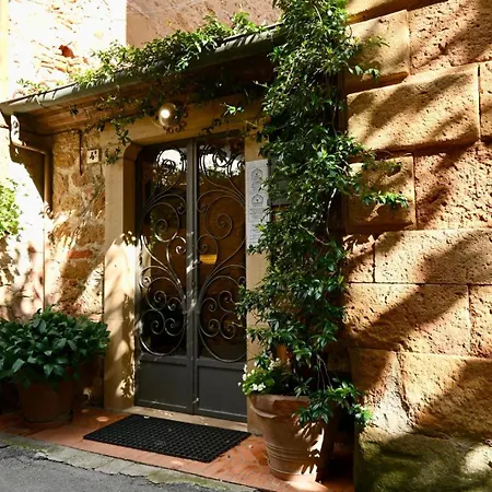 Oliviera Camere-2