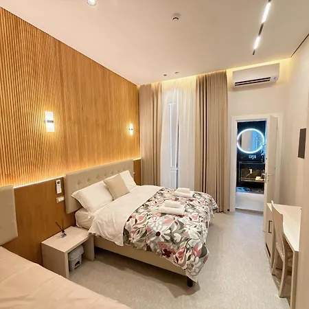Luxe Roma-3