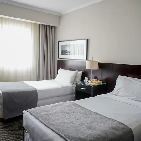 Plaza Real Suites Hotel-3