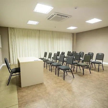 Hilton Garden Inn Maceio-3