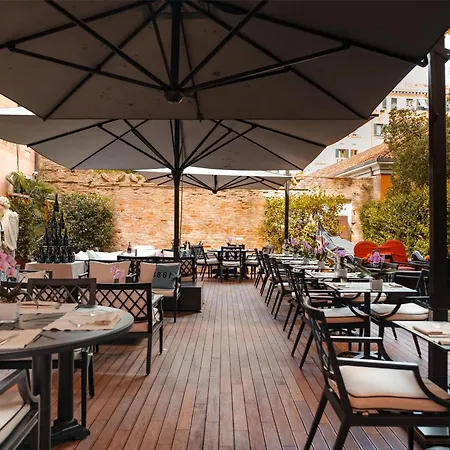Radisson Collection Hotel, Palazzo Nani Venice-3